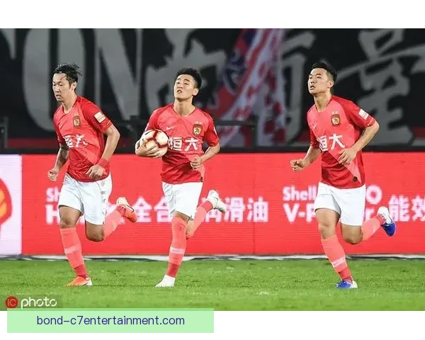 应对国家队核心球员伤停的六个关键步骤与应急策略分析 应对国家队核心球员伤停的六个关键步骤与应急策略分析